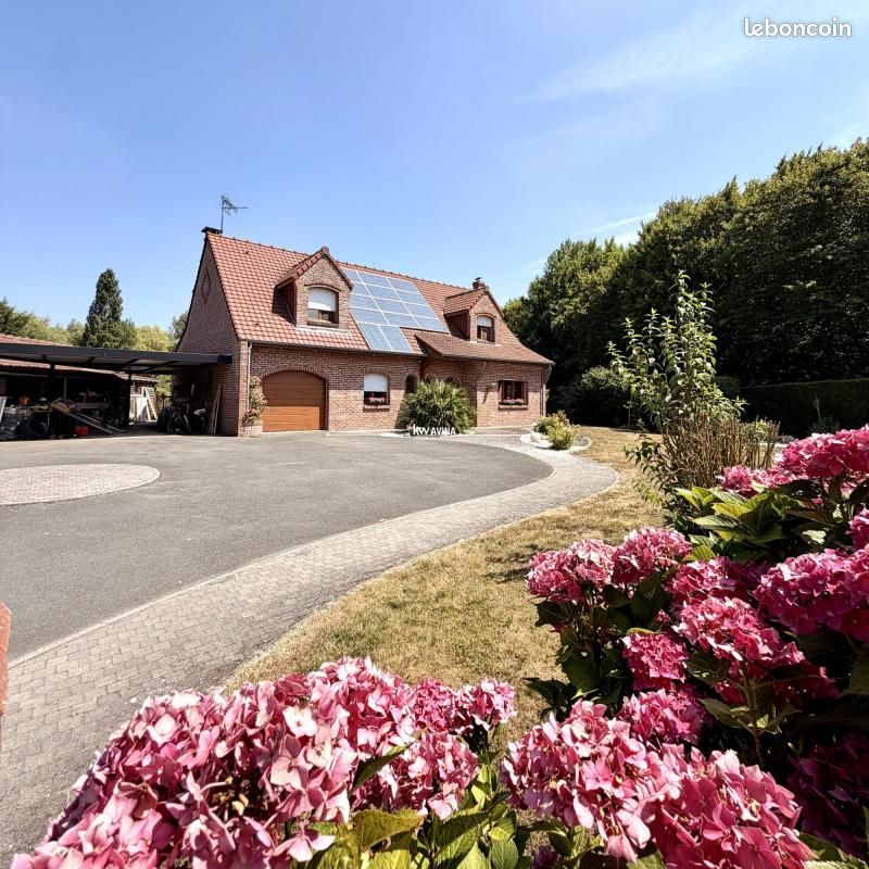 Maison 6 pièces 130 m² · à Lestrem · 130 m² · 367 000 €