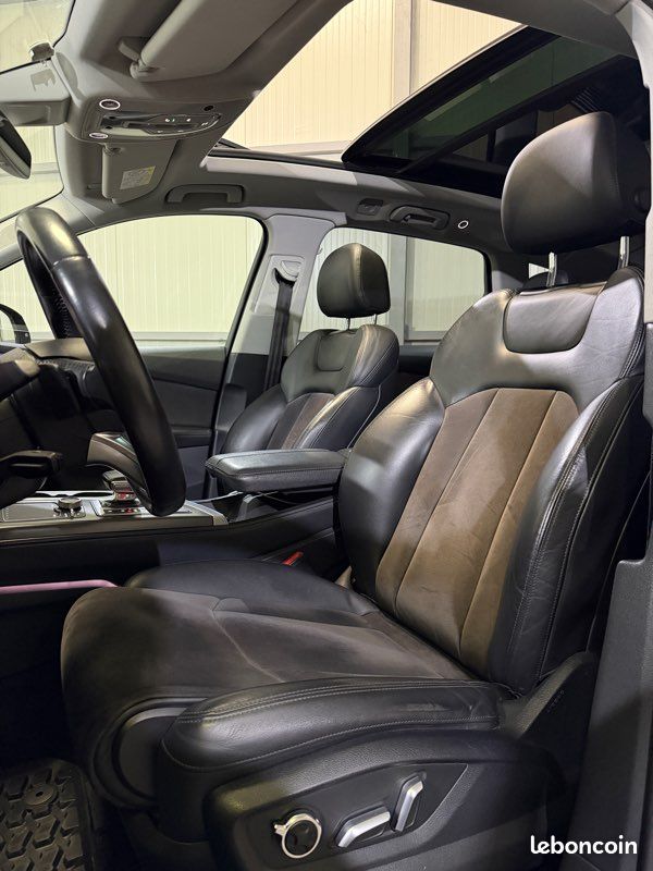 Audi q7 3.0 tdi 272 ch – quattro – tiptronic – finition avus – 7 places (image 4)
