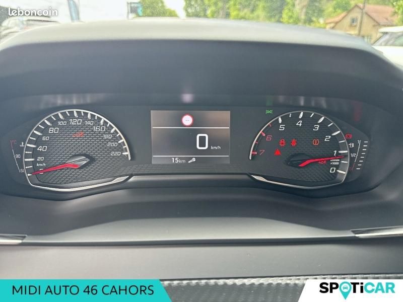 Peugeot 208 1.5 BlueHDi 100ch S&S Allure (image 15)