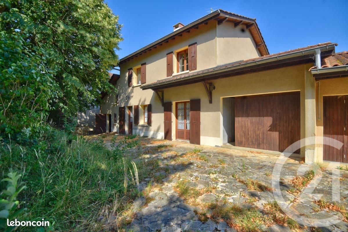 Maison 5 pièces 101 m² · à Valherbasse · 101 m² · 225 000 €