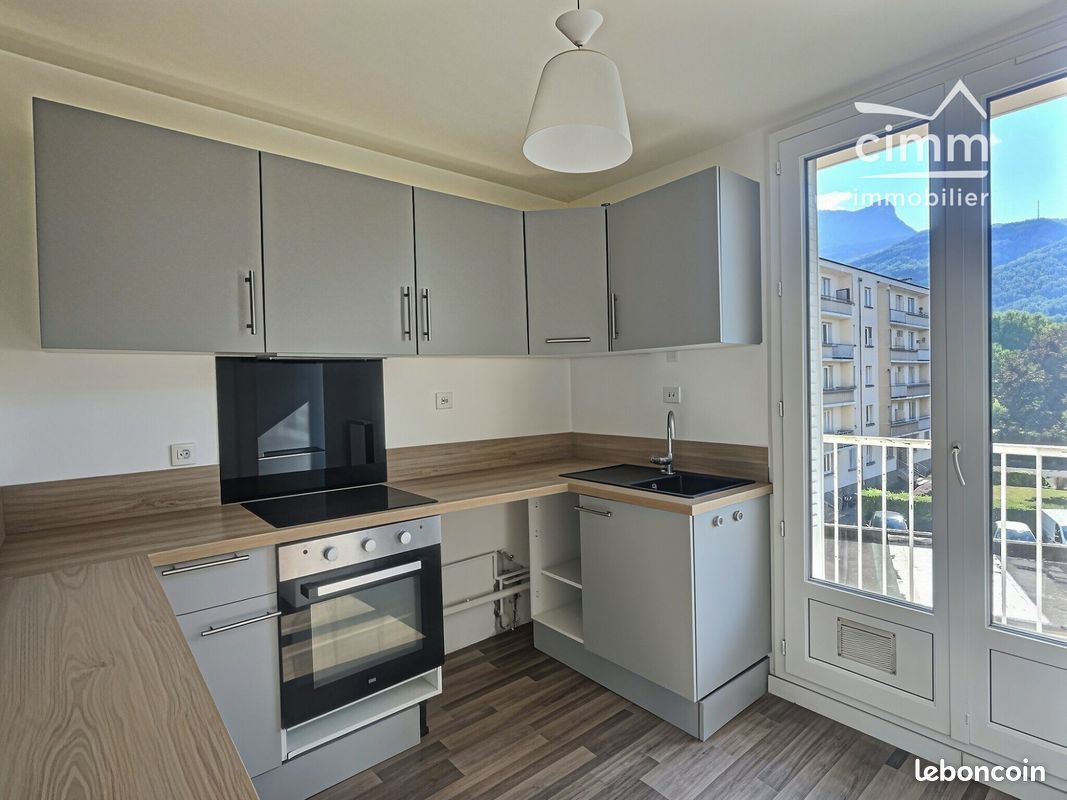 Appartement 4 pièces 62 m² · à Seyssinet-Pariset · 62 m² · 820 €