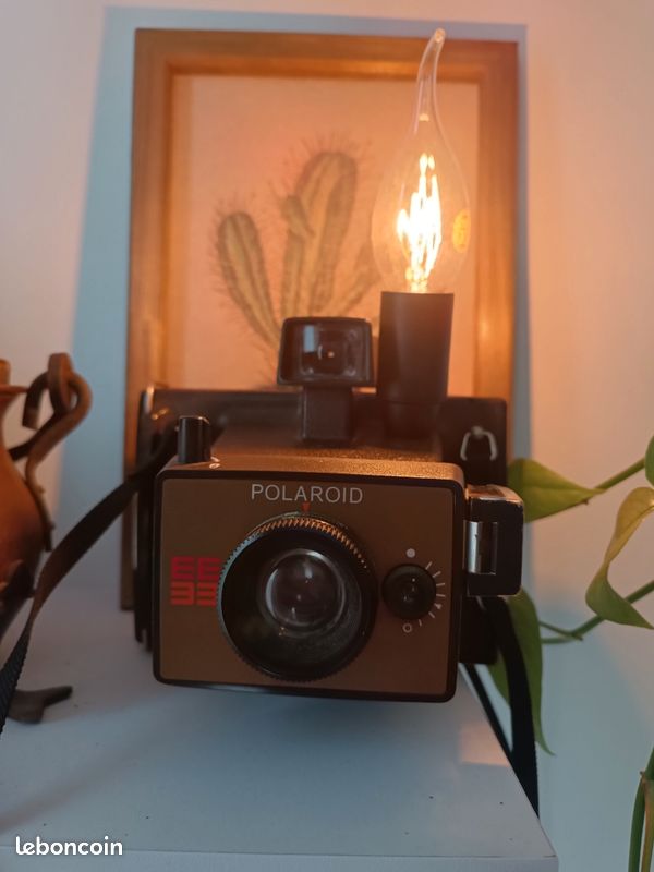 Lampe déco artisanale style retro appareil photo ancien Agfa Isolette - Décoration