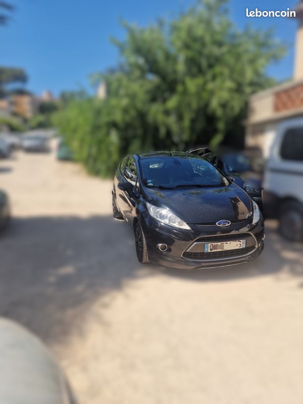 FORD Fiesta 3 portes 1.6 TDCi 95 cv (image 1)