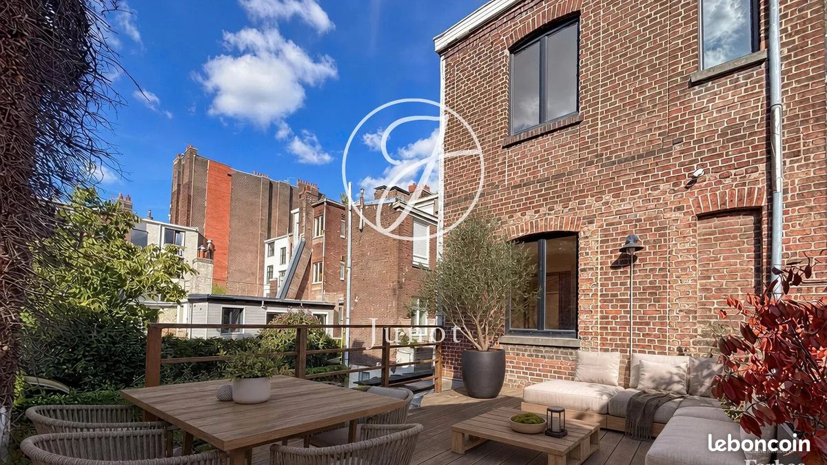 Appartement 5 pièces 152 m² · à Lille · 152 m² · 600 000 €