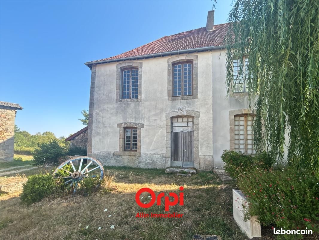 Maison 3 pièces 104 m² · à Parsac · 104 m² · 39 000 €