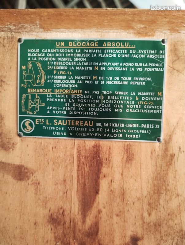 Table à dessin industrielle vintage (image 1)