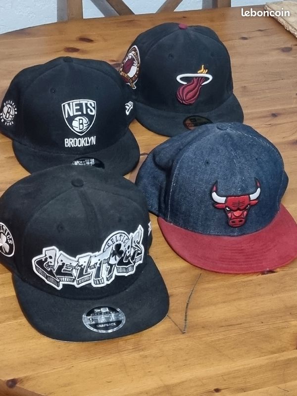 Lot de casquettes NBA (image 1)