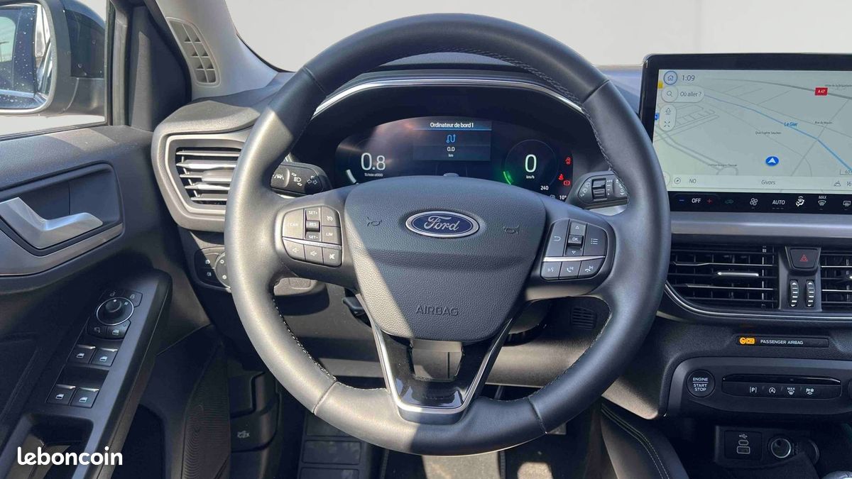 FORD Focus 1.0 EcoBoost 125 S&S mHEV Titanium X Business (image 11)