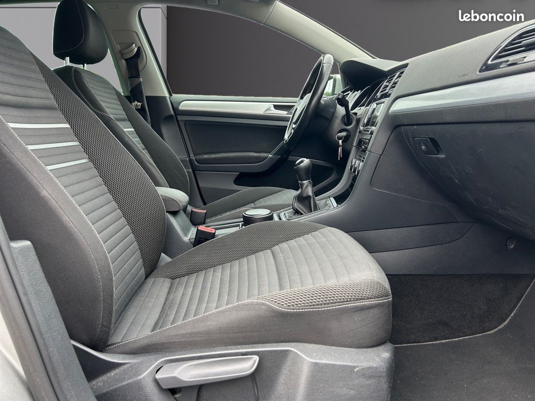 VOLKSWAGEN GOLF 1.2 TSI 85 BlueMotion Technology Edition Garantie 12 Mois (image 9)