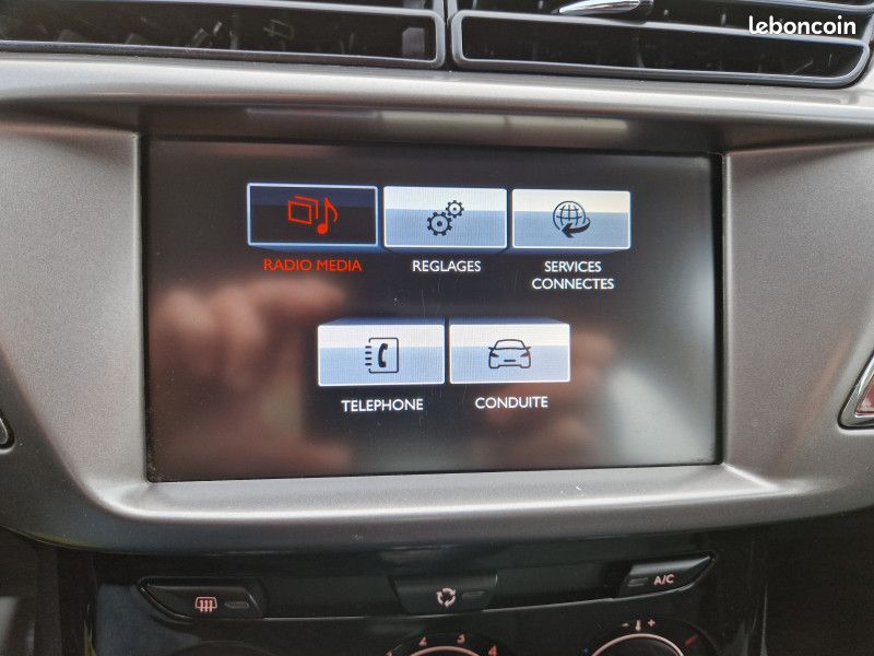 Citroen C3 BLUEHDI 75 CONFORT BUSINESS S&S 79G (image 17)