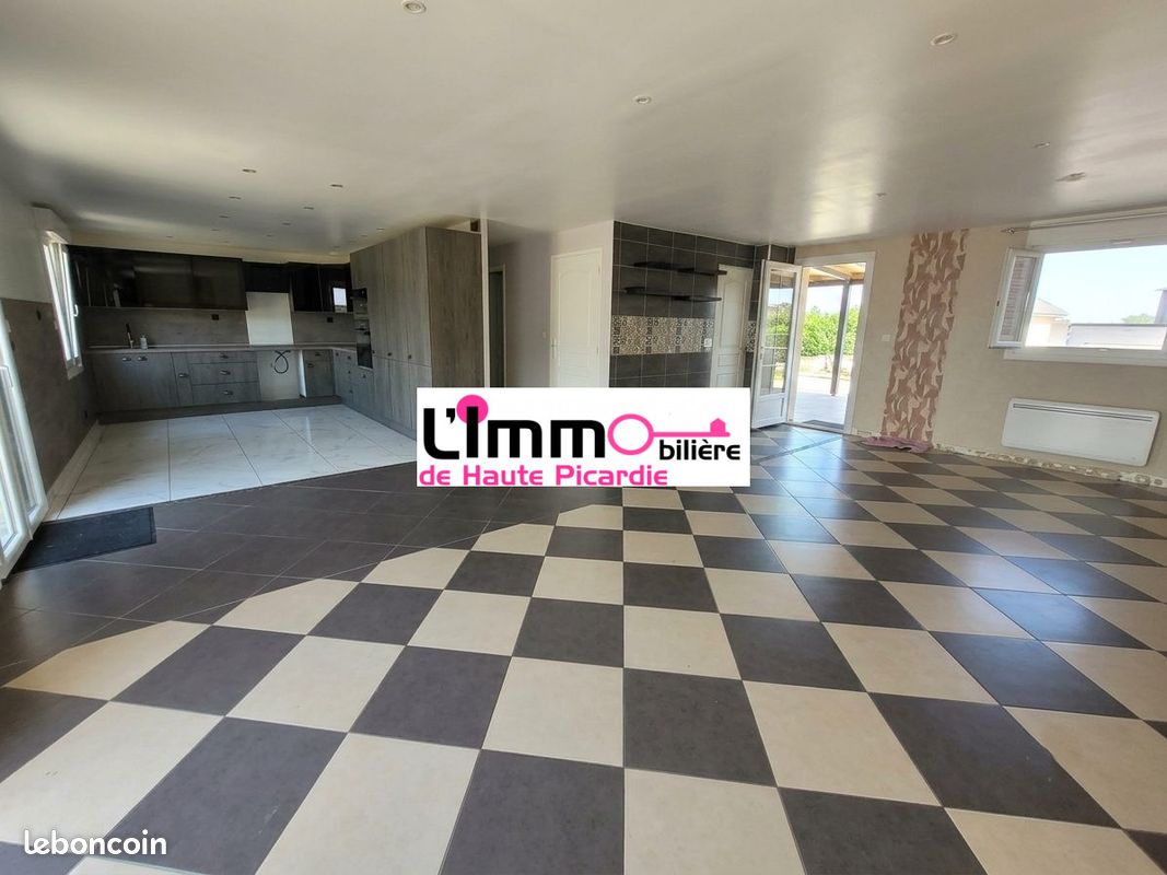 Maison 10 pièces 173 m² · à Rosières-en-Santerre · 173 m² · 219 300 €