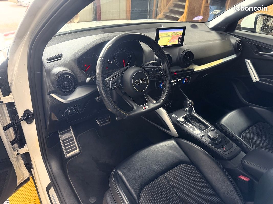 Audi Q2 2.0 TFSI 190 S LINE S TRONIC 7 (image 8)