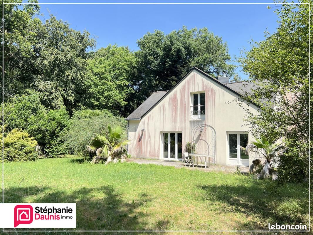 Maison 8 pièces 230 m² · à Plessé · 230 m² · 365 000 €