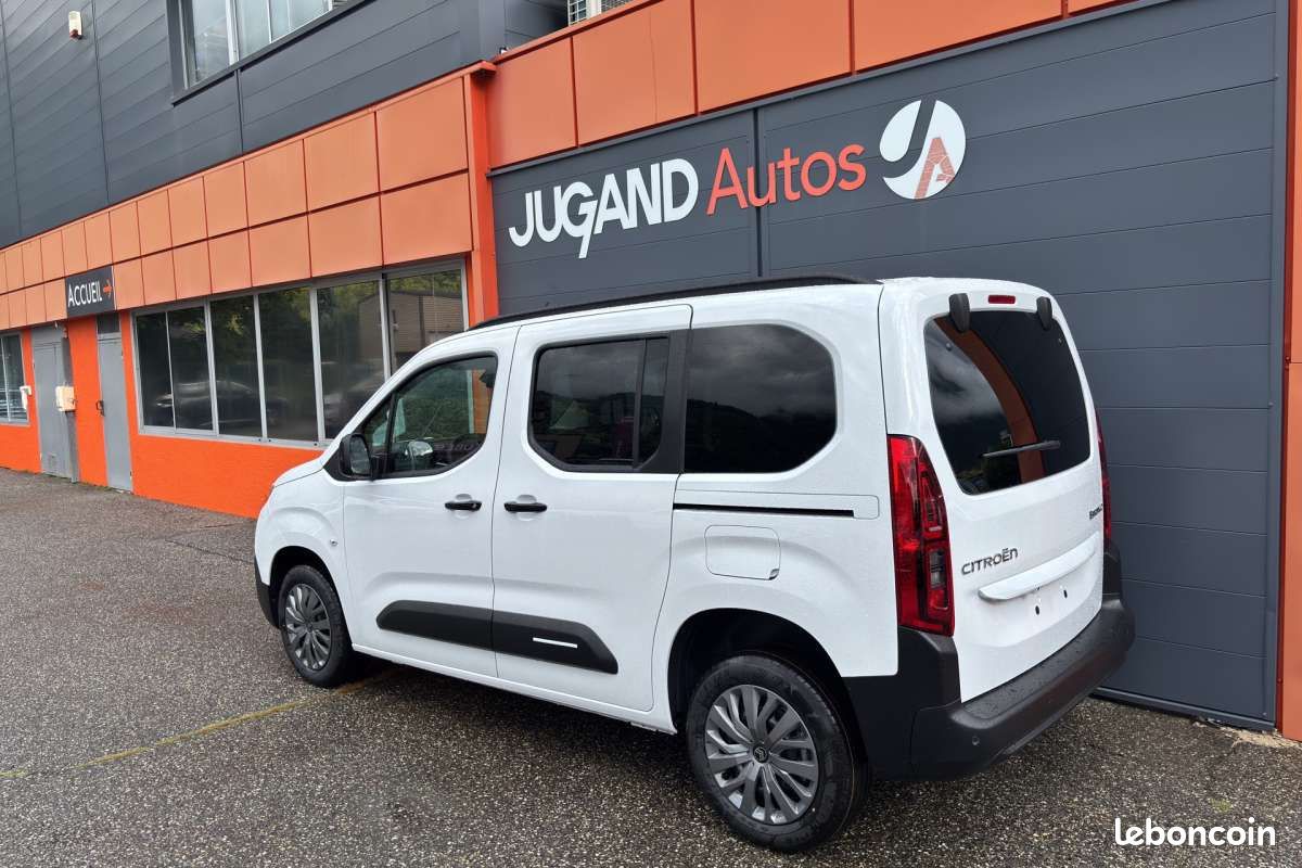 Citroën Berlingo BLUEHDI 130 EAT8 MAX 5PL N1 -13% (image 2)