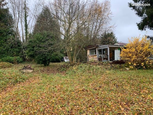 Terrain 1869 m² LAON
