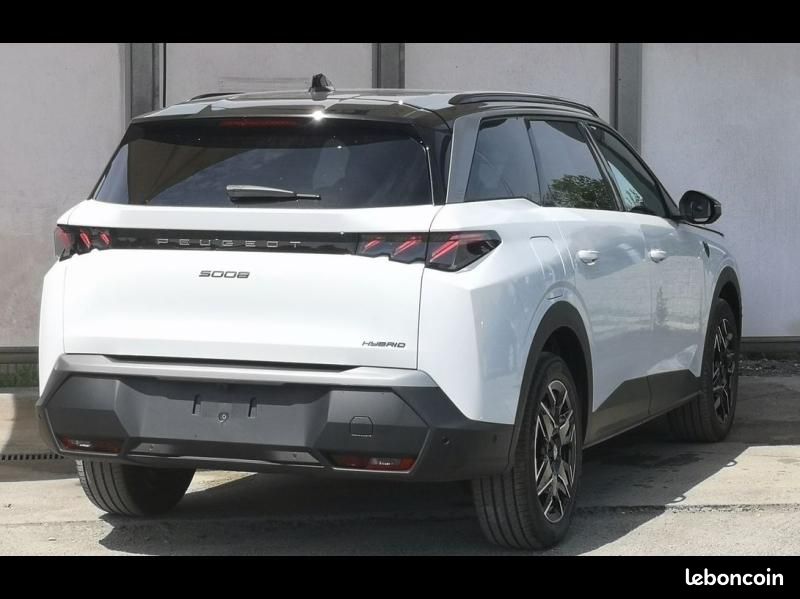 Peugeot 5008 Hybrid 145ch GT e-DCS6 (image 4)