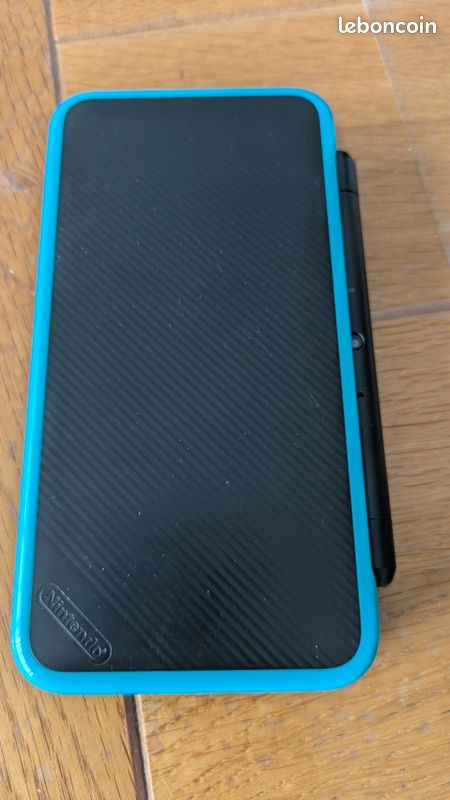 New 2DS XL Bleu (image 2)