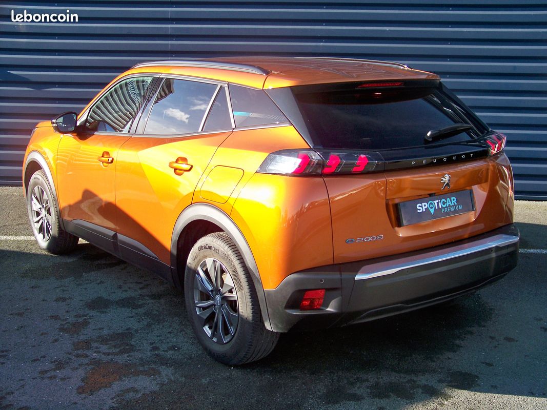 E-2008 electrique 136ch style (image 2)