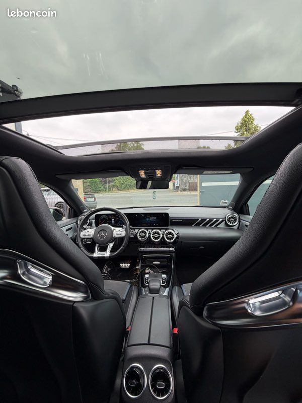 Mercedes Classe A 35 AMG 4Matic 7G-DCT 306 cv Edition ONE / Pack Aéro Full Options Edition One 1 A35 / Garantie 12 mois (image 9)