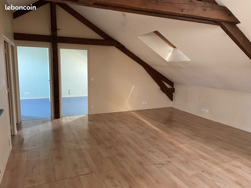 Appartement 3 pièces 62 m² · à La Châtre · 62 m² · 398 €