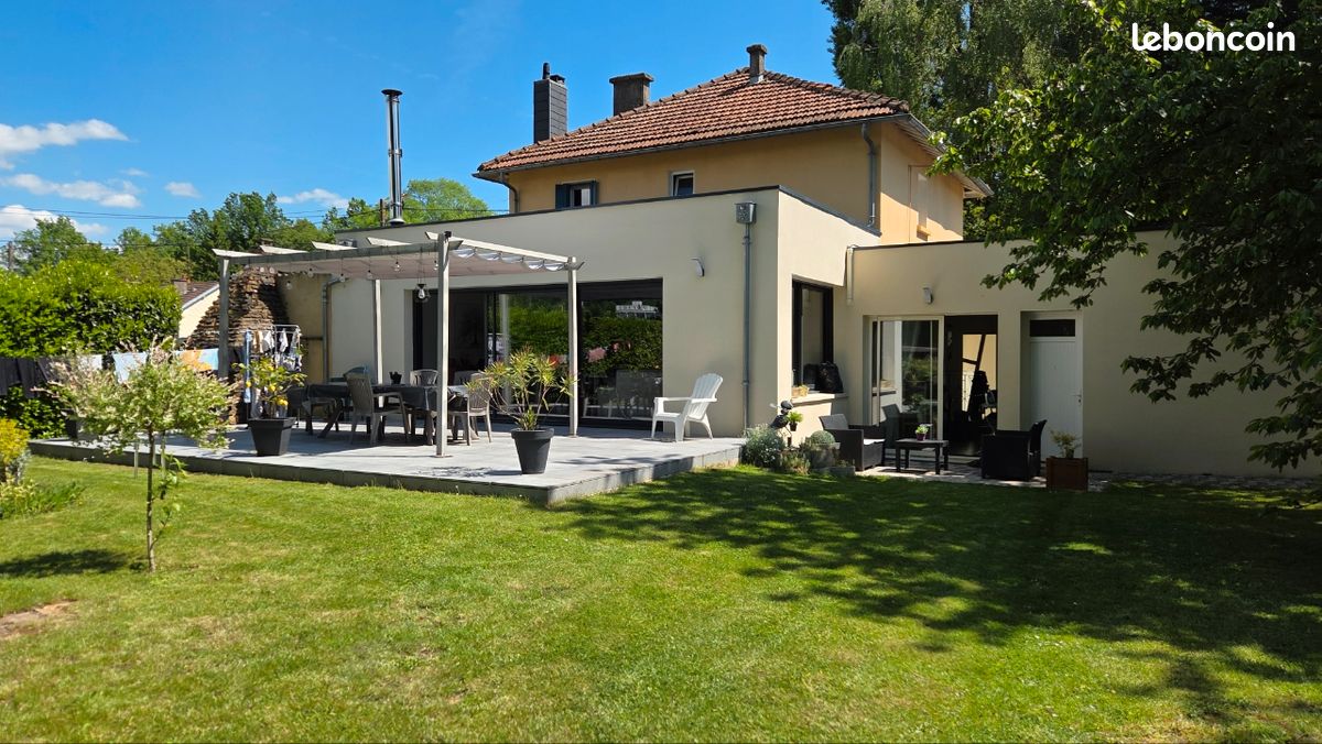 Maison 5 pièces 142 m² · à Vrigne aux Bois · 142 m² · 255 000 €