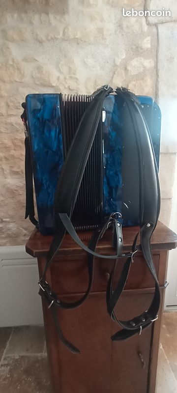 Accordéon hohner nova II (image 3)