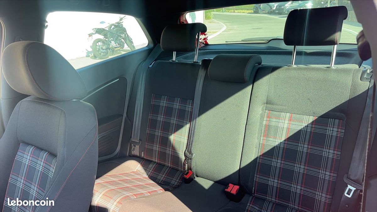 Volkswagen Polo 1.8 TSI 192 GTI (image 9)