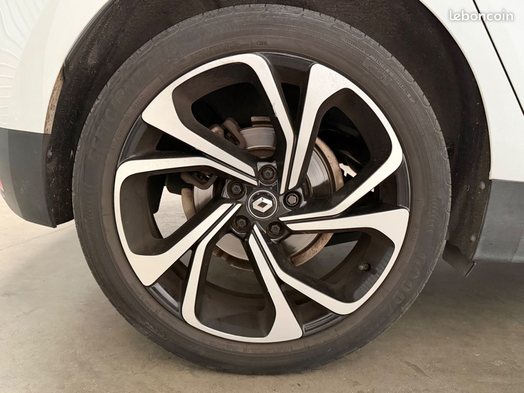 Renault SCÉNIC IV Intens 1.6 DCI 130 / CARPLAY FILAIRE / CAMERA RECUL / RADARS AV AR / GRAND ECRAN / KEYLESS /ROUE DE SECOURS GALETTE (image 32)