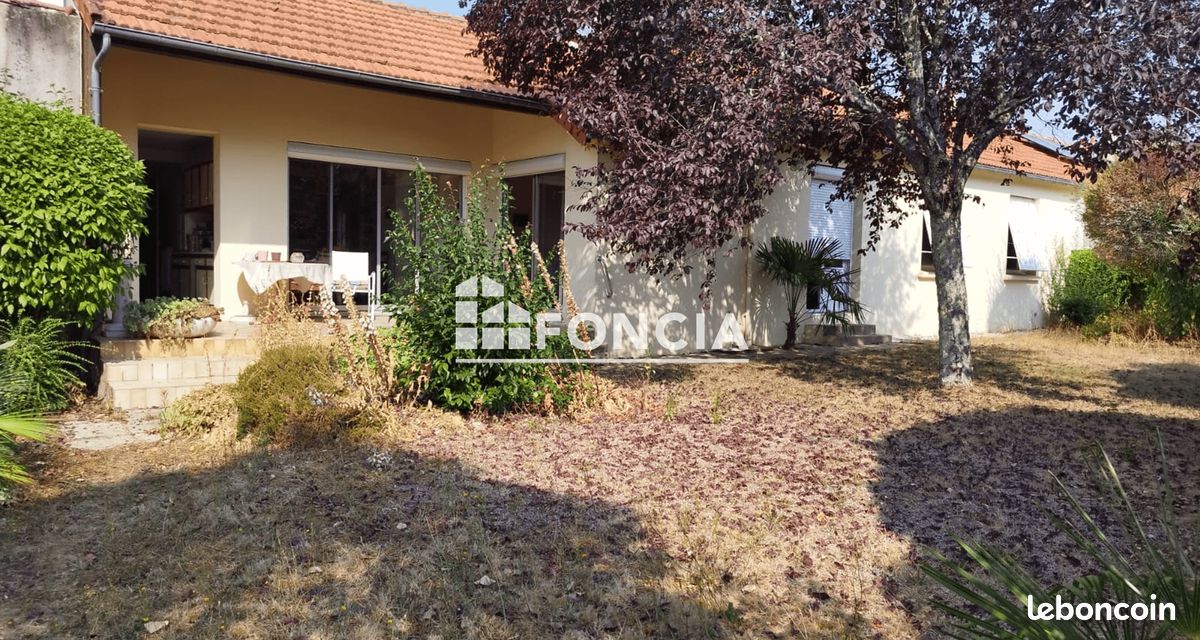 Maison 5 pièces 115 m² · à La Roche-sur-Yon · 115 m² · 220 000 €