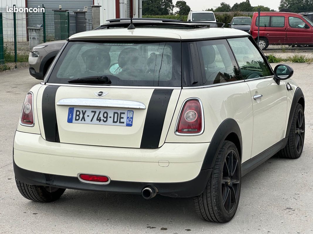 MINI MINI ONE 1.4i 95cv génération 2 r56 (image 3)