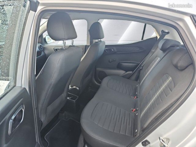 Hyundai i10 1.0 67 ECO Intuitive 5P (image 13)