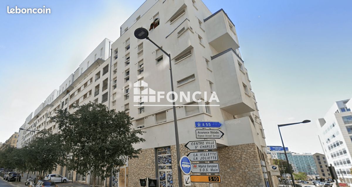 Parking · à Marseille · 140 €/mois