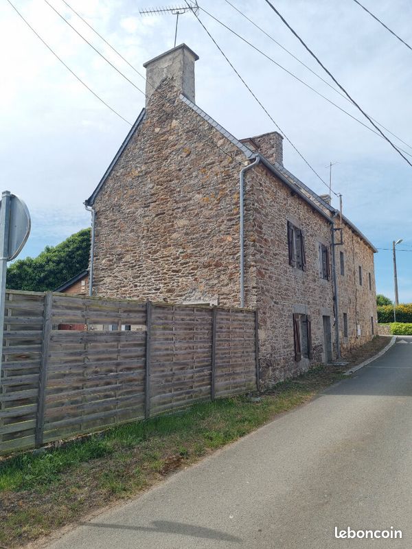 Maison 4 pièces 69 m² · à Brélidy · 69 m² · 590 €