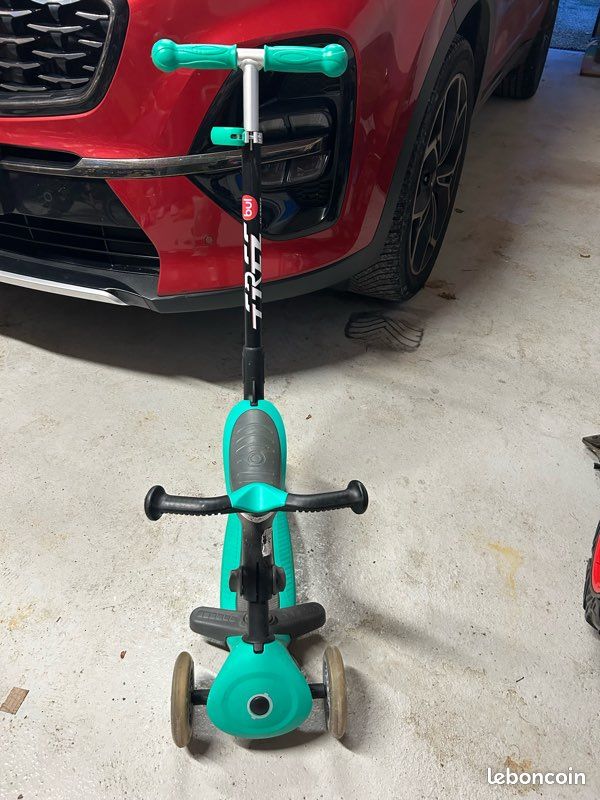Vélo et trottinette (image 1)