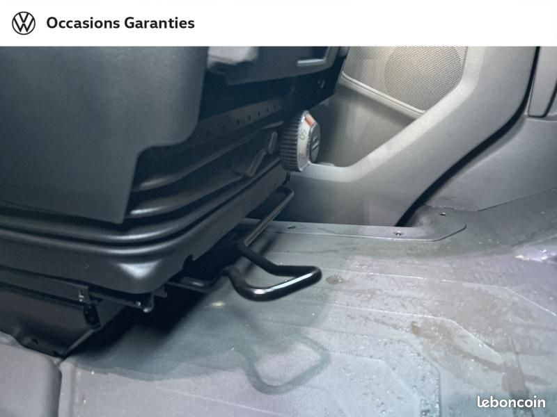 Volkswagen Crafter Fg 35 L3H3 2.0 TDI 140ch Business Traction BVA8 (image 24)