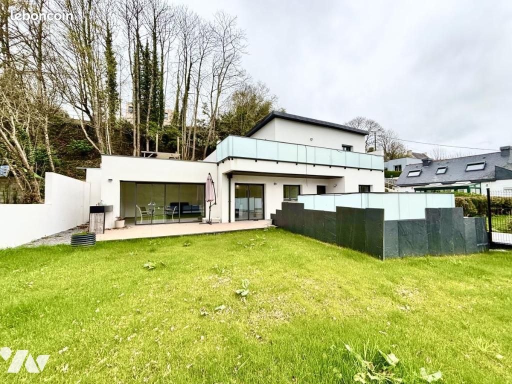 Maison 6 pièces 140 m² · à Hennebont · 140 m² · 421 000 €