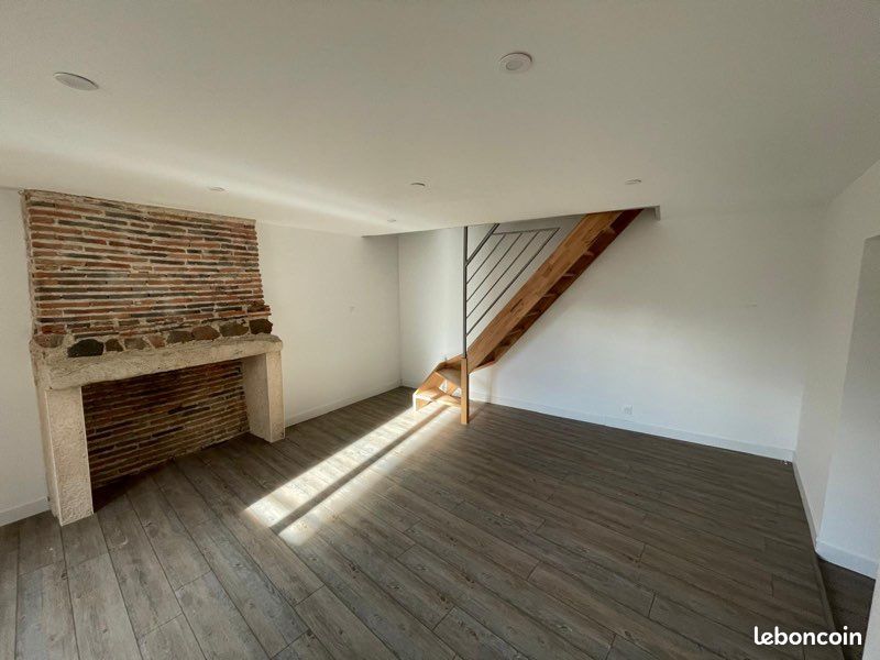 Appartement 3 pièces 71 m² · à Noirétable · 71 m² · 457 €/mois