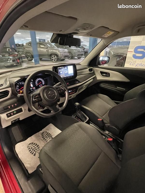 Suzuki Swift Hybrid 1.2 Dualjet Privilège AUTO (image 10)