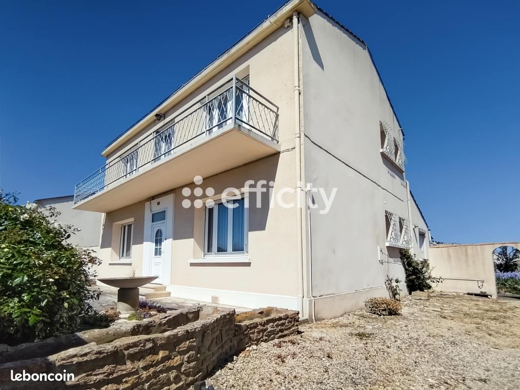 Maison 6 pièces 153 m² · à Sainte-Soulle · 153 m² · 326 000 €