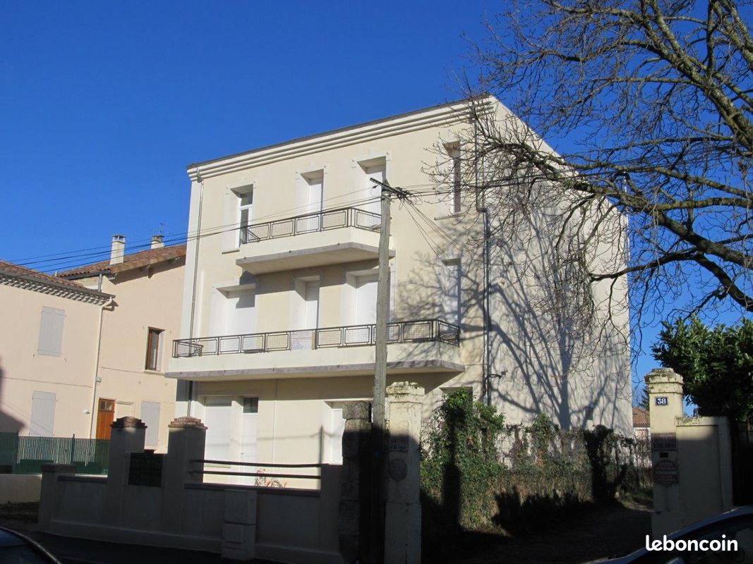 Appartement 3 pièces 56 m² · à Montélimar · 56 m² · 695 €/mois