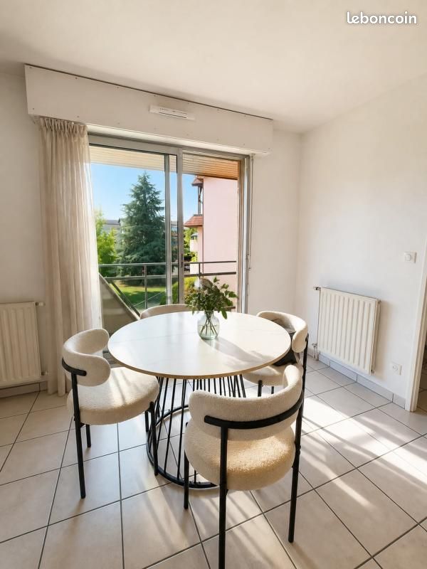 Appartement 1 pièce 33 m² · à Ferney-Voltaire · 33 m² · 249 000 €