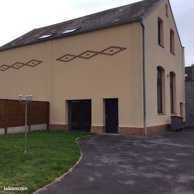 Maison 6 pièces 137 m² · à Caudry · 137 m² · 816 €