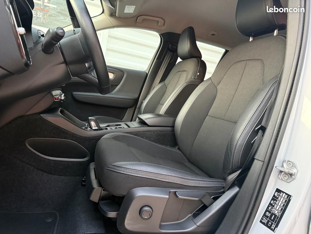 Volvo XC40 BUSINESS D3 AdBlue 150 ch Geartronic 8 (image 6)