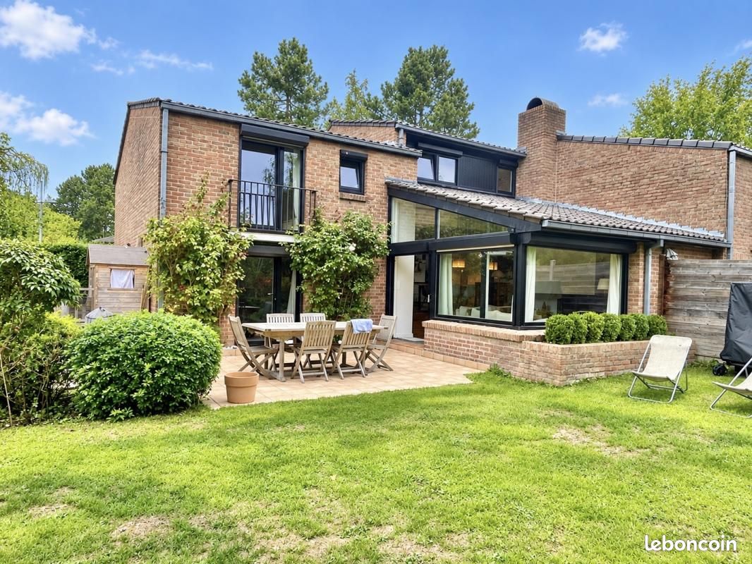 Maison 144 m² · à Mouvaux · 144 m² · 895 000 €