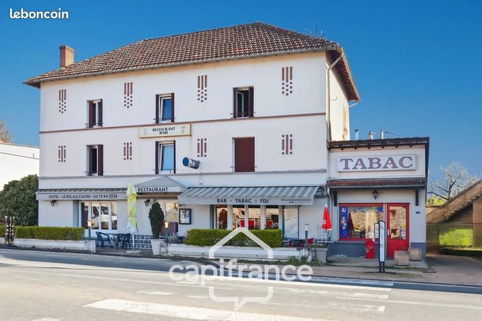 Immeuble 15 pièces 856 m²