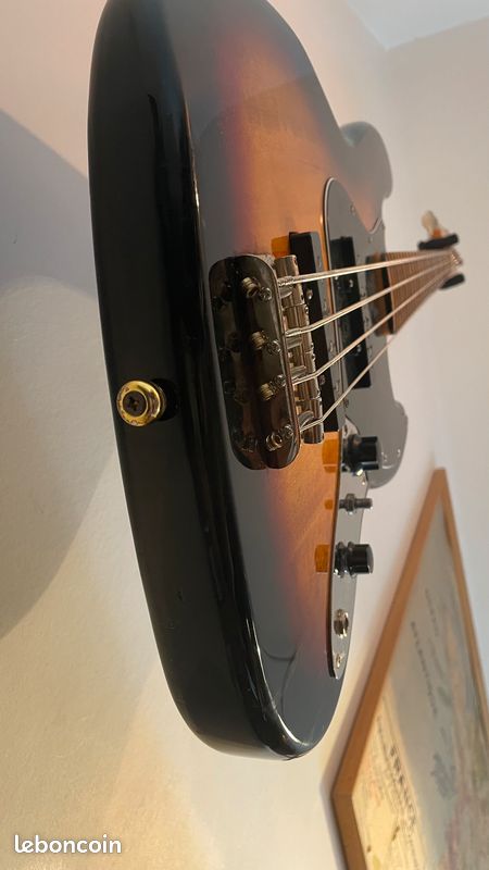 Squier Classic Vibe '70s Jazz Bass (image 7)
