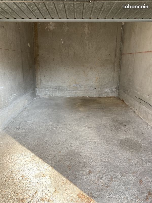 Parking 14 m² · à Montpellier · 14 m² · 89 €/mois
