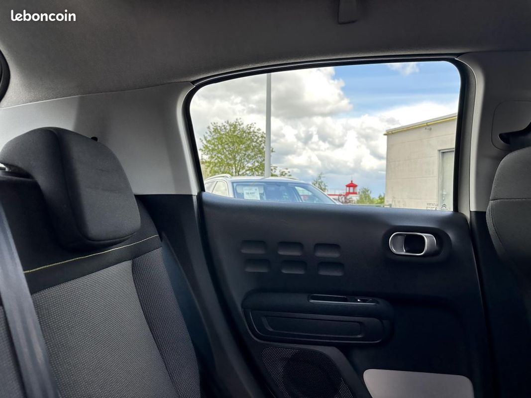 Citroen c3 iii 1.2 puretech 82 s&s shine (image 26)