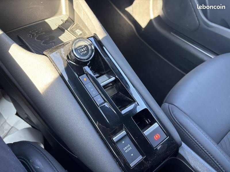Alfa Romeo Junior 1.2 Ibrida 145 ch e-DCT6 Premium (image 18)