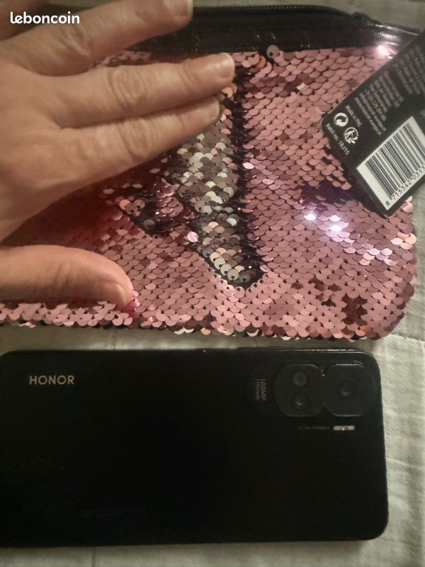 Magnifique, ensemble d’accessoires, assorti dans les tons rose, fuchsia et paillettes ultra pratique pour le quotidien ou les cours (image 19)